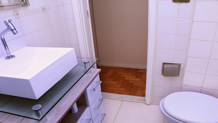 Great location, close to the Copacabana beach!