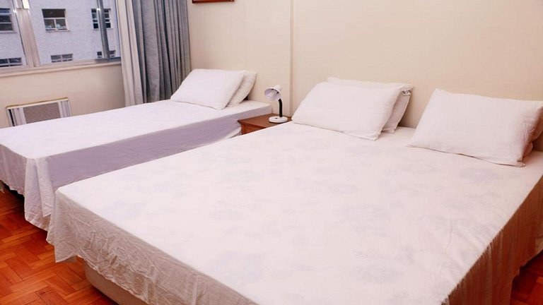 Great location, close to the Copacabana beach!