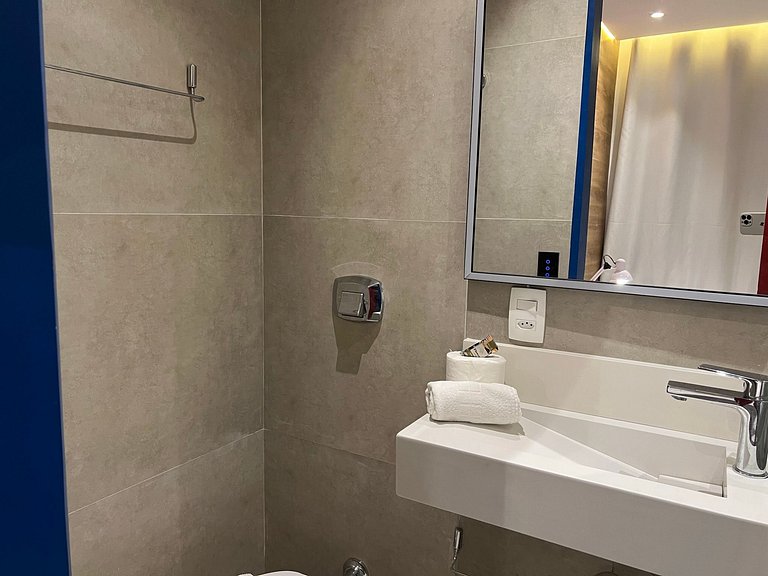 Copacabana Tonelero Near Subway Station