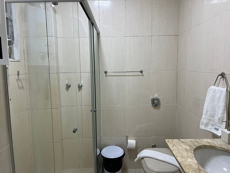 studio em copacabana perto da praia e restaurantes