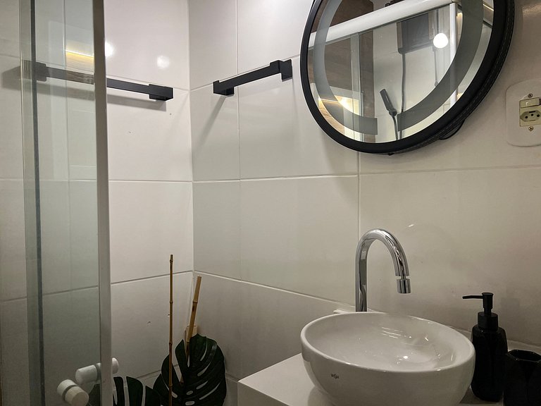 Studio recem reformado pertinho da Praia!