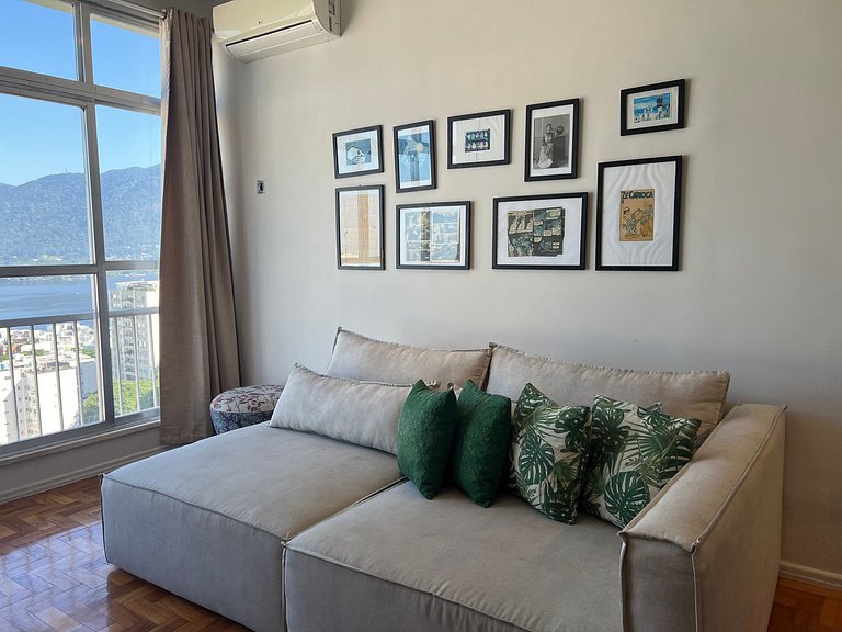 Sea, Lagoon, Incredible View in Ipanema