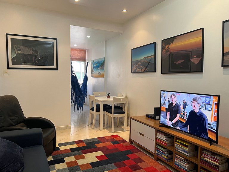 Apto Próximo a praia Leme 140