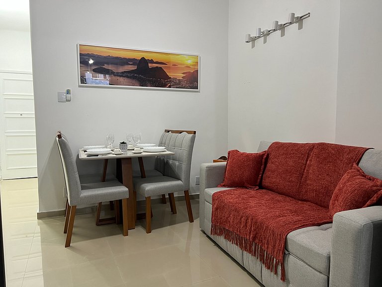 Amplo Studio Recem reformado a 5 min da praia