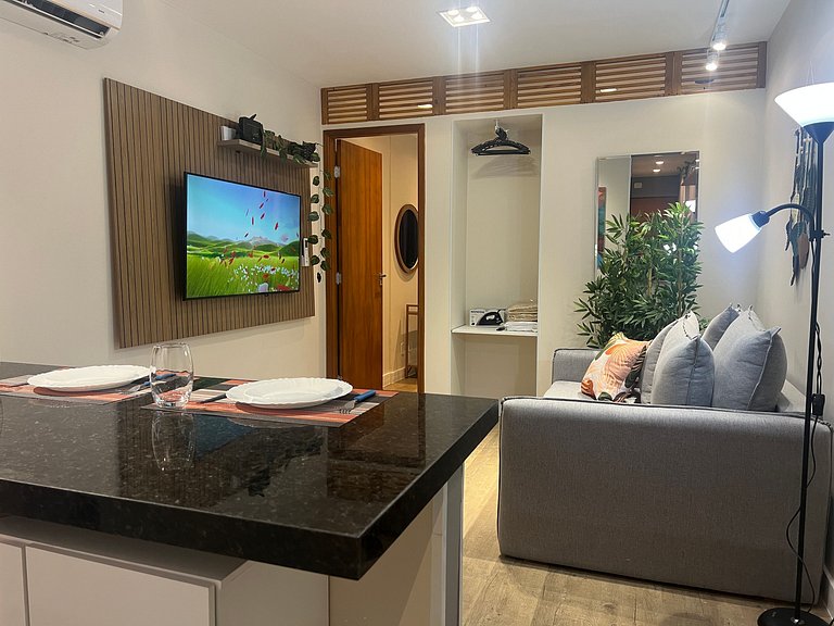 Charmoso Apto Reformado em Copacabana 165