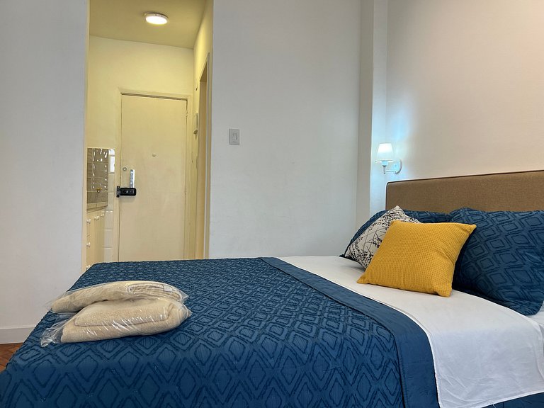 Studio moderno em Copacabana – conforto a 5 minutos da praia