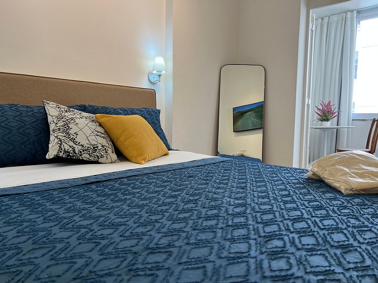 Studio moderno em Copacabana – conforto a 5 minutos da praia