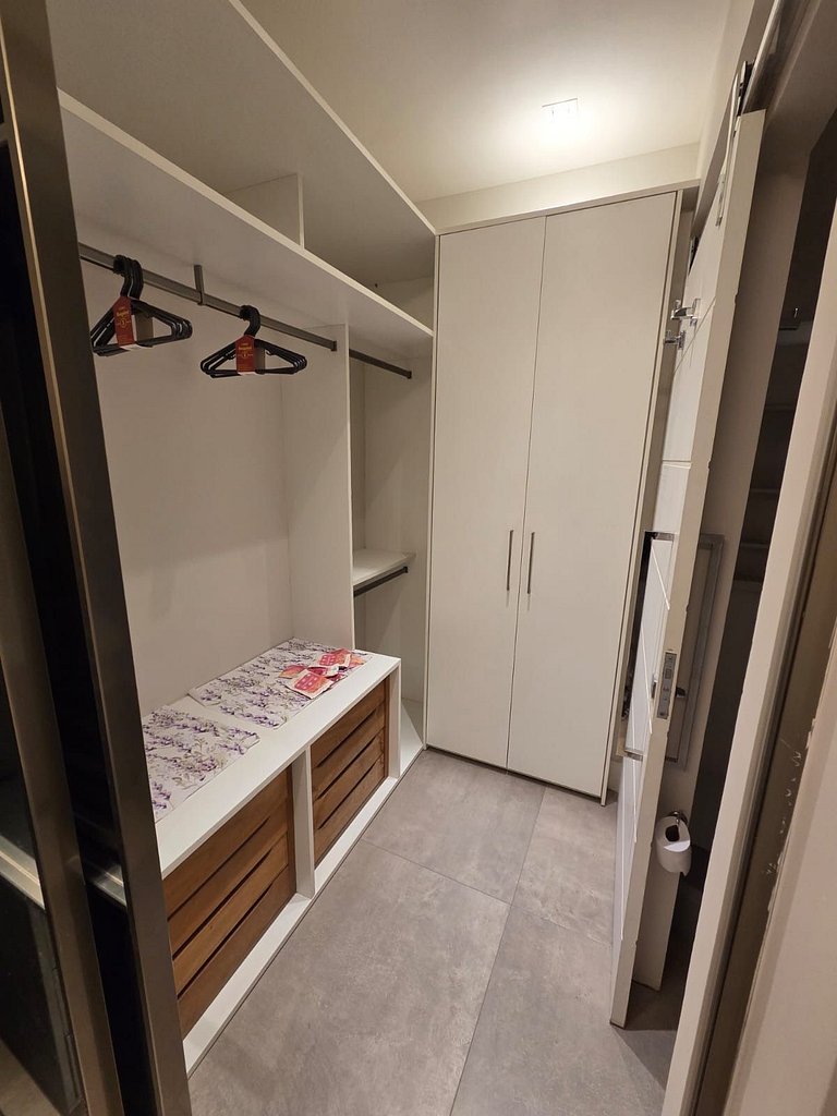 Apto 2 quartos no Leblon com suíte e conforto 184