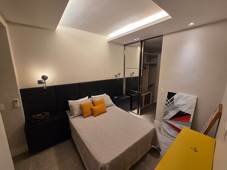 Apto 2 quartos no Leblon com suíte e conforto 184