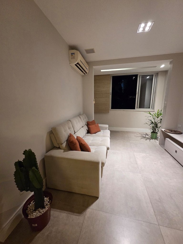 Apto 2 quartos no Leblon com suíte e conforto 184