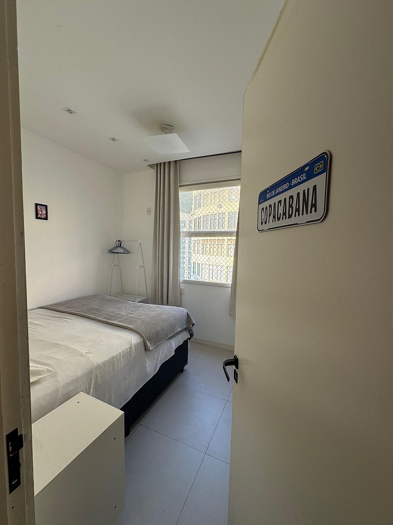 Prado 335 a 400 metros da praia!